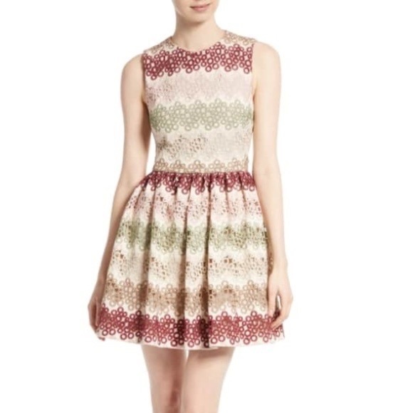 Alice + Olivia  Multicolor Joyce Lace Cocktail Dress - Picture 3 of 8